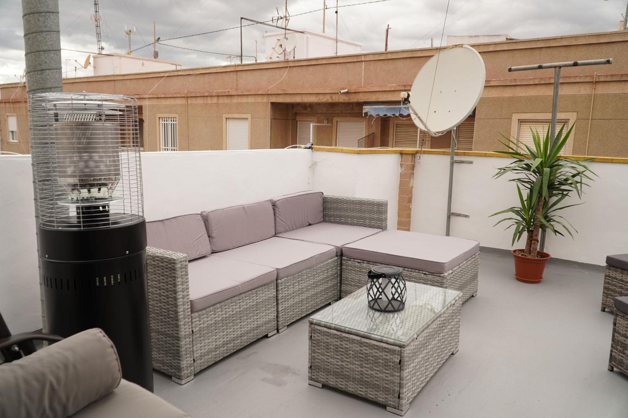 Parsami Suites Santa Pola Buitenkant foto